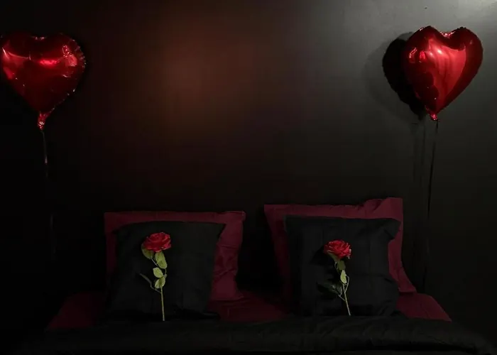 - Cozy - Jacuzzi & Sauna